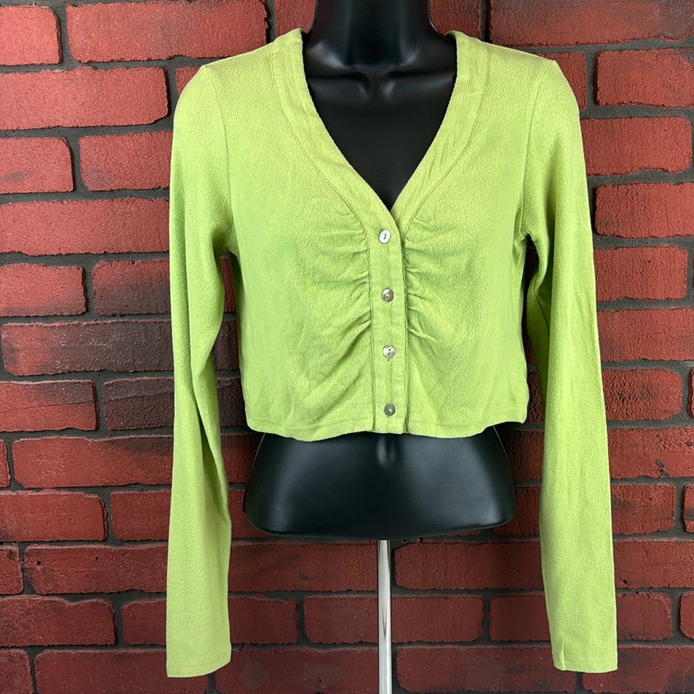 Nia Crop Top WOmans Small NWT Green‎